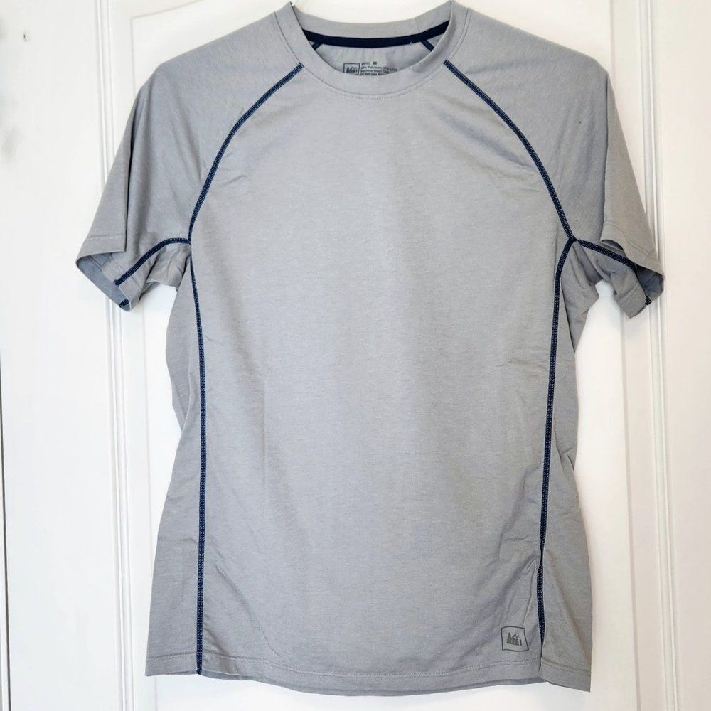 REI Short Sleeve Crew Shirt Gray Sz MED